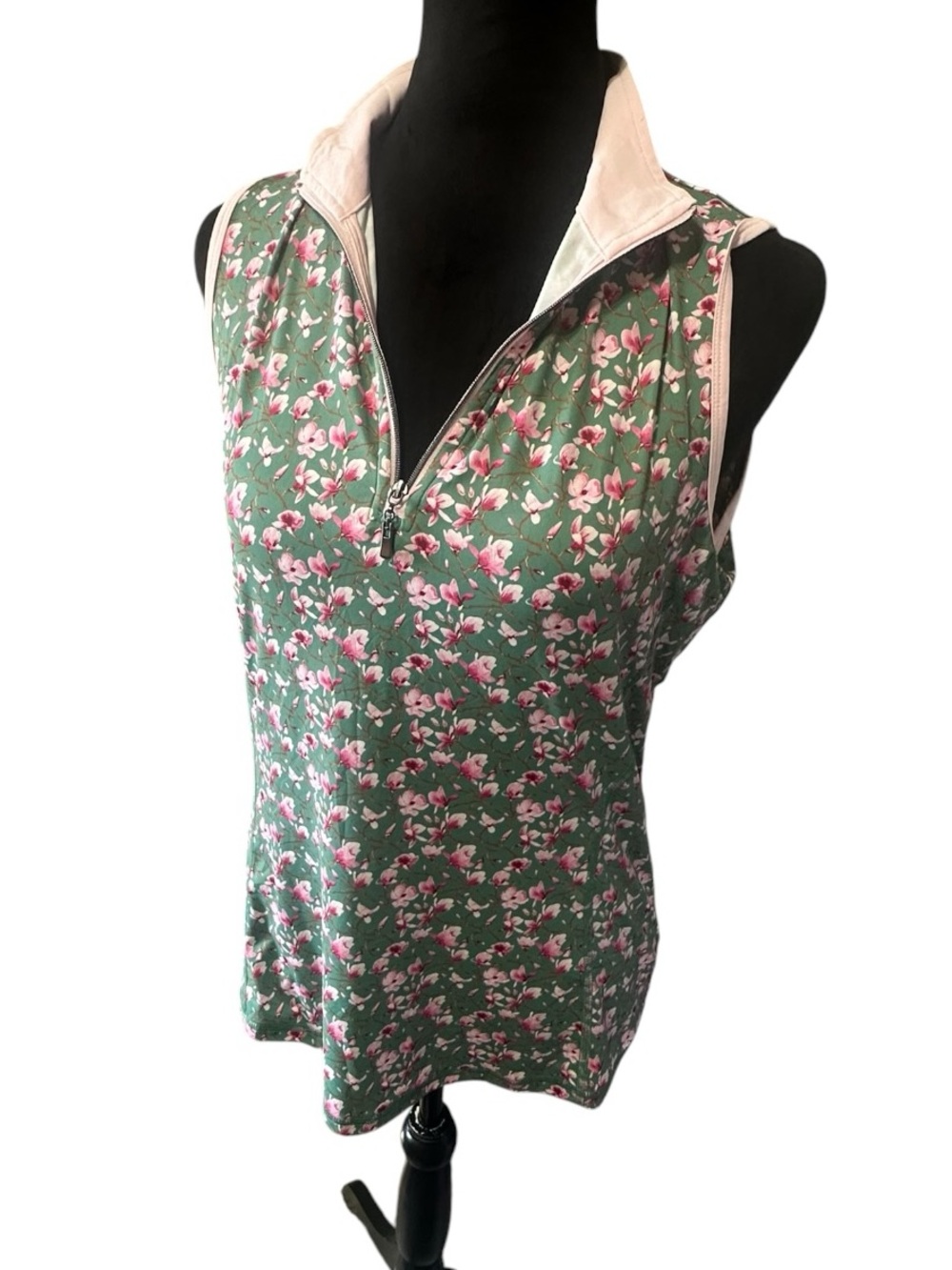 1764 Signature Women’s Floral Golf Sleeveless Polo – Size M